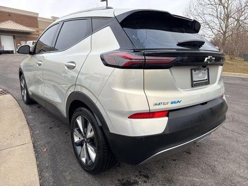 2022 Chevrolet Bolt EUV LT