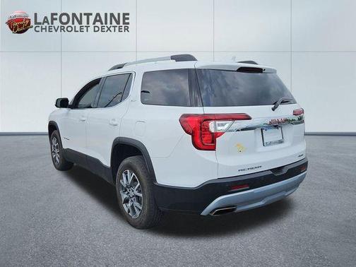 2022 GMC Acadia SLT