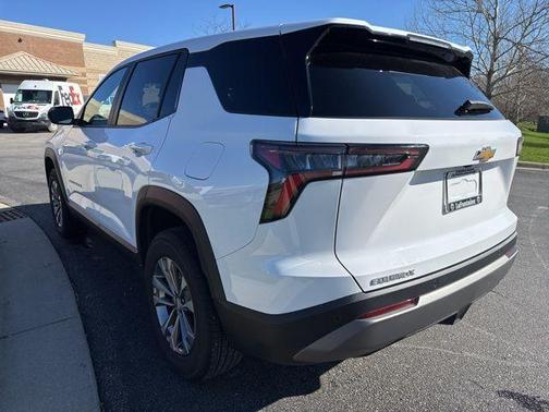 Summit White 2025 Chevrolet Equinox LT