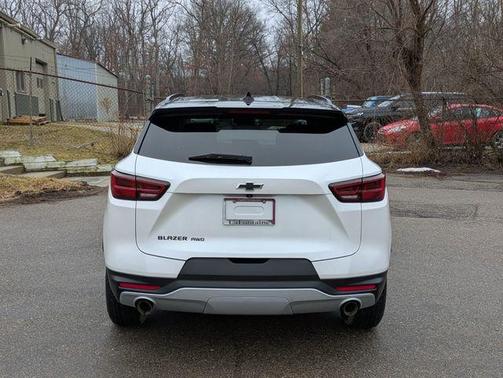 2024 Chevrolet Blazer LT