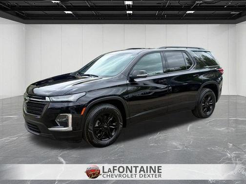 Mosaic Black Metallic 2024 Chevrolet Traverse Limited LT Leather