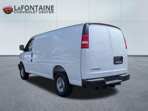 2025 Chevrolet Express 2500 Work Van