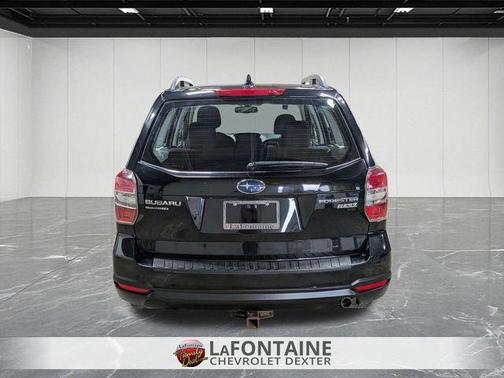 2016 Subaru Forester 2.5i