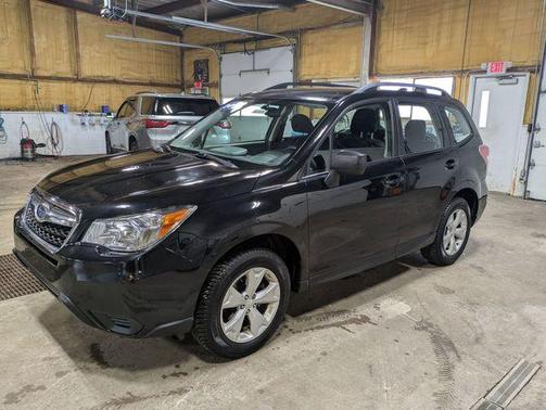 2016 Subaru Forester 2.5i
