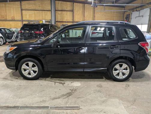 2016 Subaru Forester 2.5i