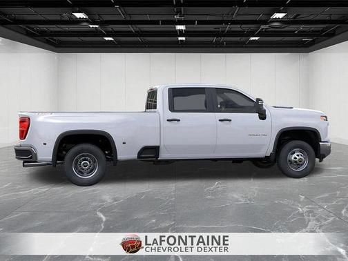 Summit White 2026 Chevrolet Silverado 3500 WT