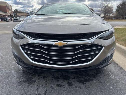 2025 Chevrolet Malibu LT