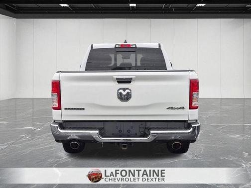 Bright White Clearcoat 2020 RAM 1500 Big Horn