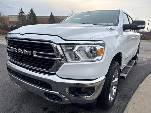 Bright White Clearcoat 2020 RAM 1500 Big Horn