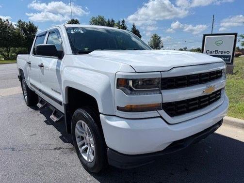 2018 Chevrolet Silverado 1500 Custom