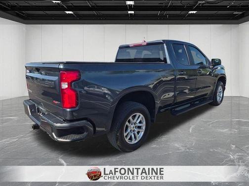 Shadow Gray Metallic 2019 Chevrolet Silverado 1500 RST