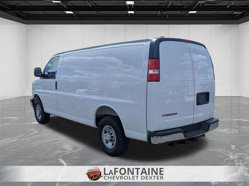 Summit White 2026 Chevrolet Express 2500 Work Van
