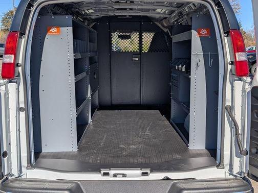 2025 Chevrolet Express 2500 Work Van