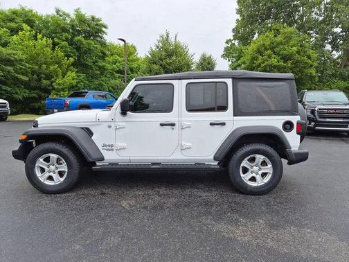 Bright White Clearcoat 2018 Jeep Wrangler Unlimited Sport