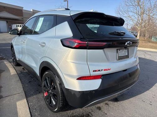 2023 Chevrolet Bolt EUV LT