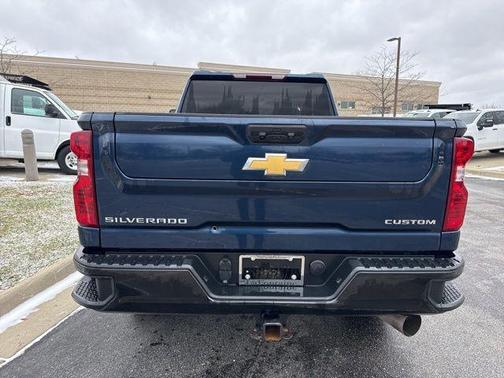2022 Chevrolet Silverado 2500 Custom