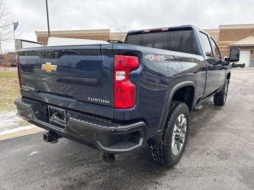 2022 Chevrolet Silverado 2500 Custom