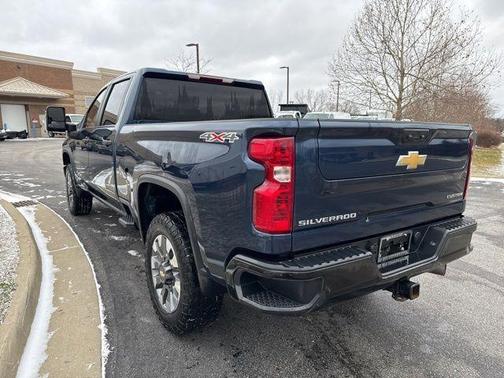 2022 Chevrolet Silverado 2500 Custom