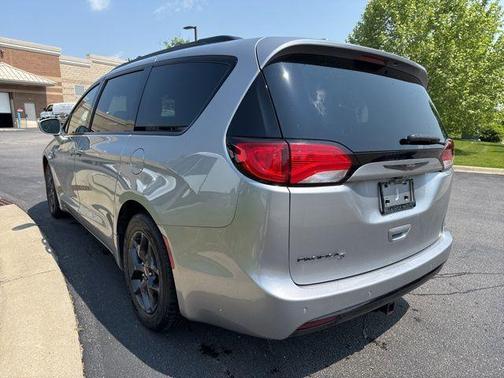2018 Chrysler Pacifica Touring-L Plus