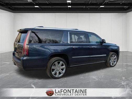 2019 Cadillac Escalade ESV Premium Luxury