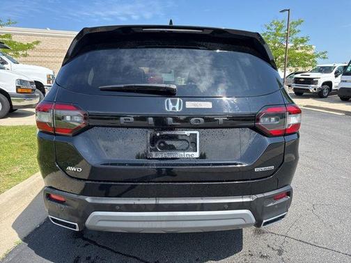 2024 Honda Pilot Touring