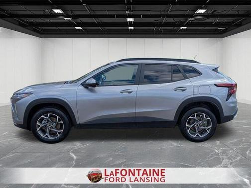 Sterling Gray Metallic 2025 Chevrolet Trax LT