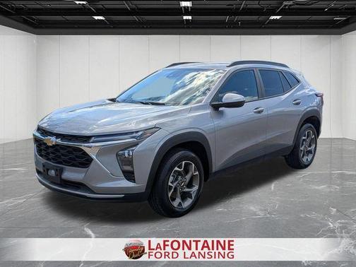 Sterling Gray Metallic 2025 Chevrolet Trax LT