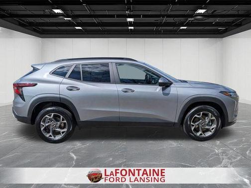 Sterling Gray Metallic 2025 Chevrolet Trax LT