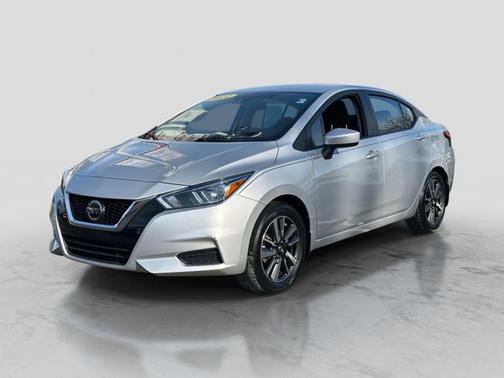 2022 Nissan Versa SV