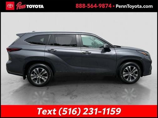 MAGNETIC GRAY MET 2024 Toyota Highlander XLE