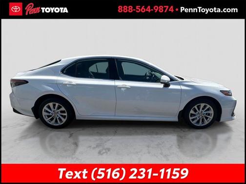 ICE CAP 2023 Toyota Camry LE