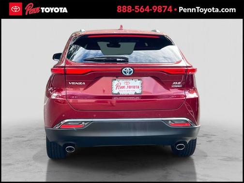 2022 Toyota Venza XLE