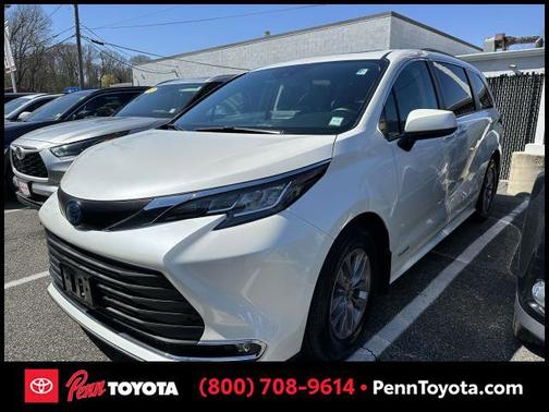 2021 Toyota Sienna XLE