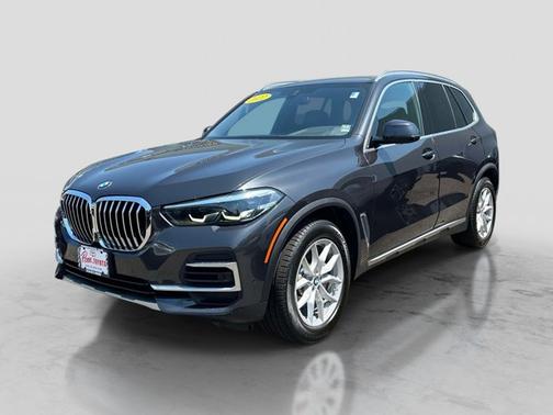 Dark Graphite Metallic 2022 BMW X5 xDrive40i