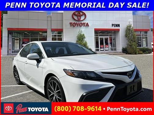2022 Toyota Camry SE