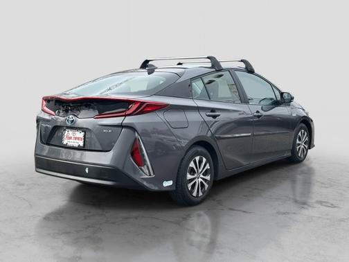 2022 Toyota Prius Prime XLE