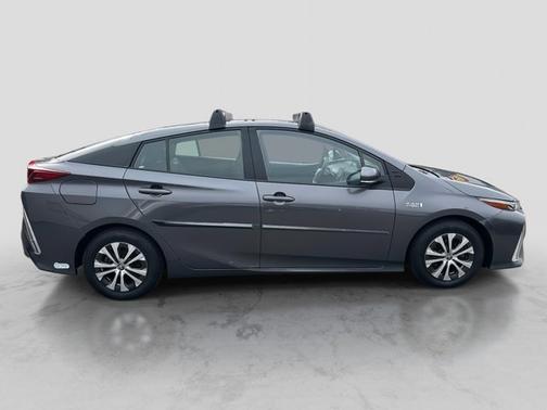 2022 Toyota Prius Prime XLE