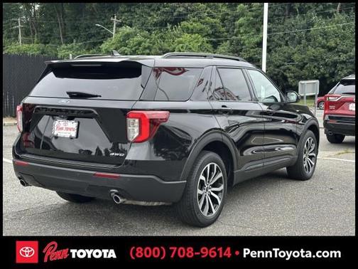 2022 Ford Explorer ST-Line
