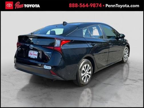 2021 Toyota Prius LE