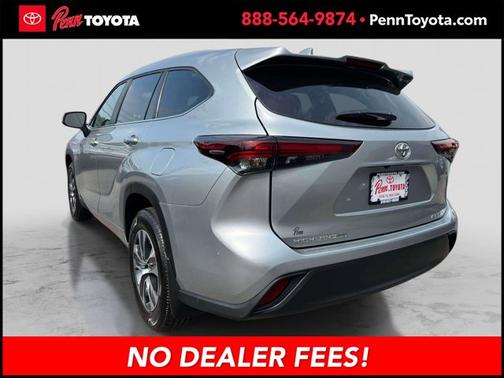 CELESTIAL SILVER 2025 Toyota Highlander XLE