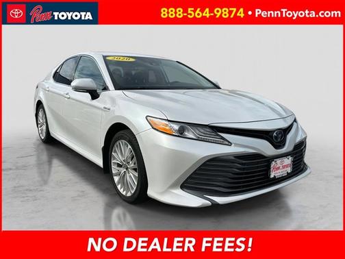 2020 Toyota Camry Hybrid XLE