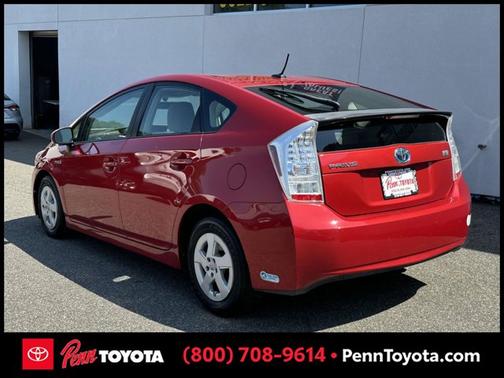 2010 Toyota Prius III