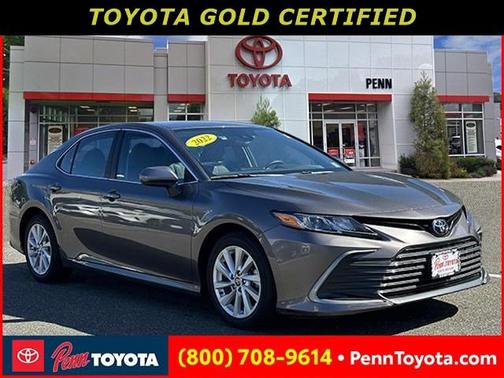 2022 Toyota Camry LE