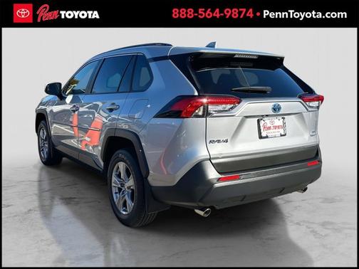 2022 Toyota RAV4 Hybrid LE