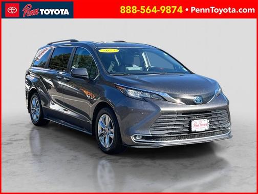 2023 Toyota Sienna XLE