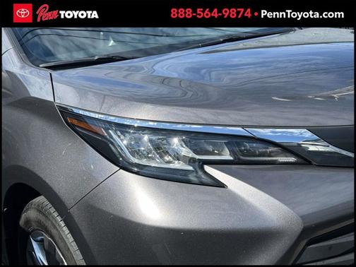 2023 Toyota Sienna XLE