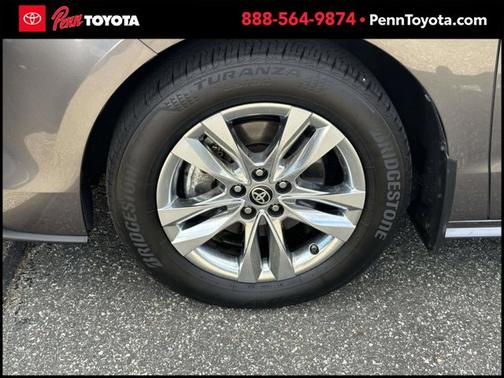 2023 Toyota Sienna XLE