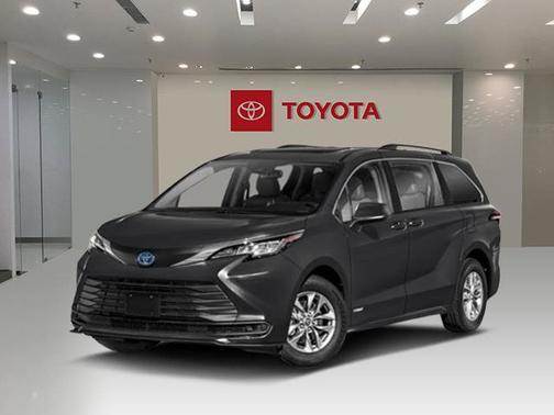 2025 Toyota Sienna LE