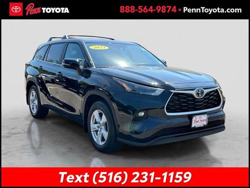 MIDNIGHT BLACK ME 2023 Toyota Highlander LE