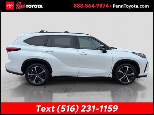 WIND CHILL PEARL 2022 Toyota Highlander XSE